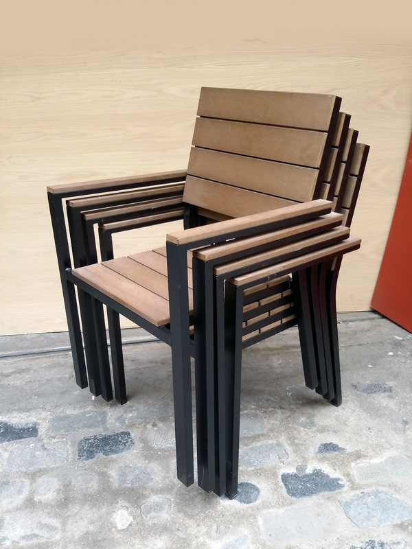 silla metal plastico apilable 43-86x59x56 (15eu.) 4u